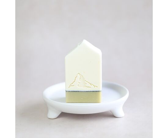 Handgemachte Naturseife mit Matterhorn-Motiv aus der Schweiz